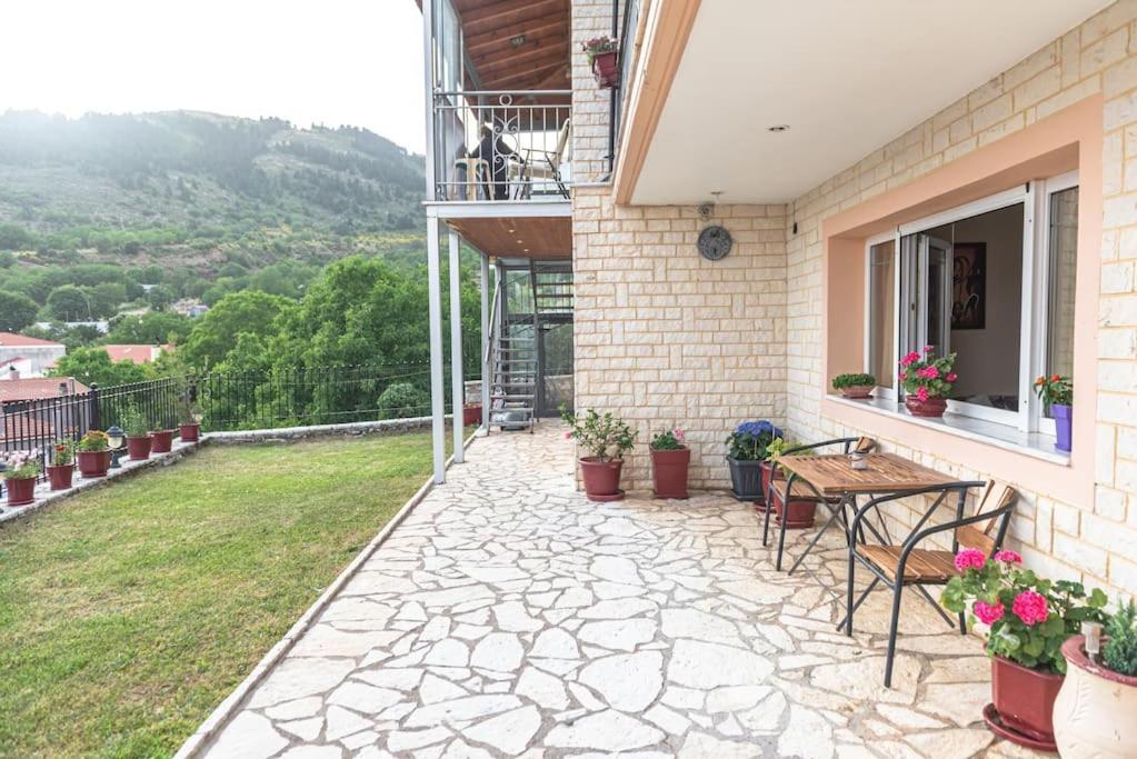 卡尔派尼西翁Dimitri'S Mountain House公寓 外观 照片